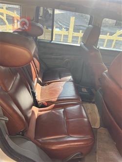 Jeep Commander
